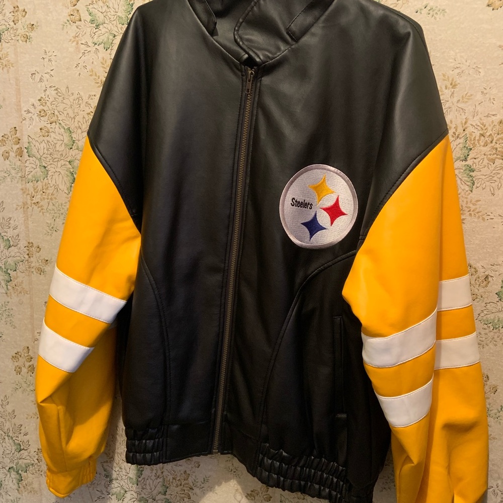 STEELERS ⬛️🟨 Pittsburgh Steelers Game Day Jacket